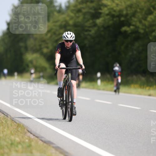 22.06.2025 - Viking Triathlon Yannick Fuchs http://msf.ph/oto/8115932 22.06.2025 11:40:38 Radfahren 50, 75, 168, 170, 187, 208, 256, 296, 312, 506, 608, 637 meine-sportfotos.de