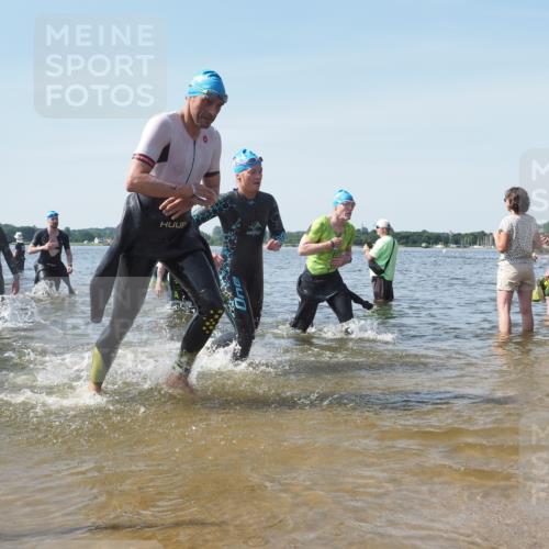 22.06.2025 - Viking Triathlon KatJ http://msf.ph/oto/8115935 22.06.2025 10:43:08 Schwimmen 31, 66, 109, 110, 128, 133, 167, 186, 309, 328, 358, 450, 483, 489 meine-sportfotos.de
