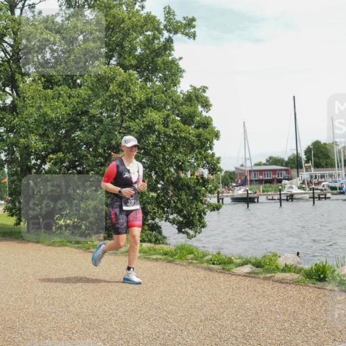 22.06.2025 - Viking Triathlon KatJ http://msf.ph/oto/8115941 22.06.2025 15:09:50 Laufen 320, 470 meine-sportfotos.de