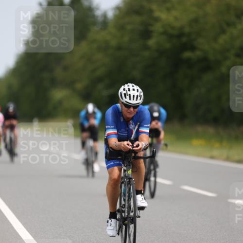 22.06.2025 - Viking Triathlon Yannick Fuchs http://msf.ph/oto/8115960 22.06.2025 12:17:49 Radfahren 45, 58, 214, 414, 464, 488, 492, 509, 511, 653 meine-sportfotos.de