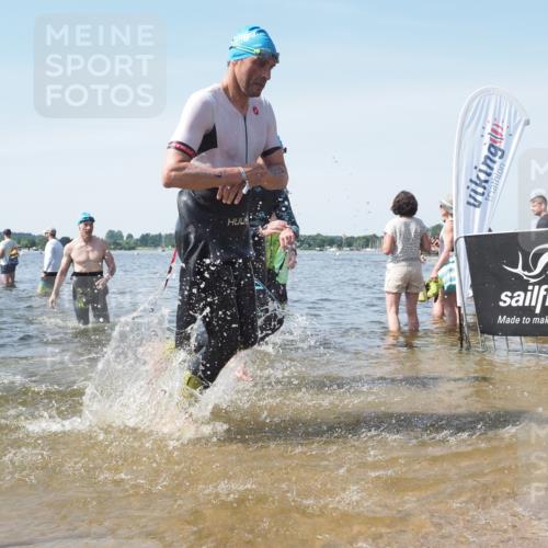 22.06.2025 - Viking Triathlon KatJ http://msf.ph/oto/8115966 22.06.2025 10:43:08 Schwimmen 31, 66, 109, 110, 128, 133, 167, 186, 309, 328, 358, 450, 483, 489 meine-sportfotos.de