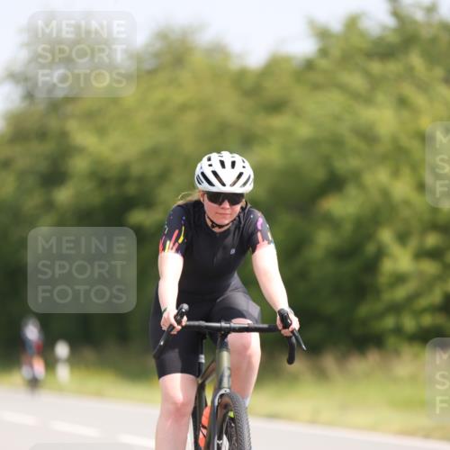 22.06.2025 - Viking Triathlon Yannick Fuchs http://msf.ph/oto/8115976 22.06.2025 11:40:39 Radfahren 50, 75, 170, 187, 208, 256, 296, 312, 506, 608, 637 meine-sportfotos.de