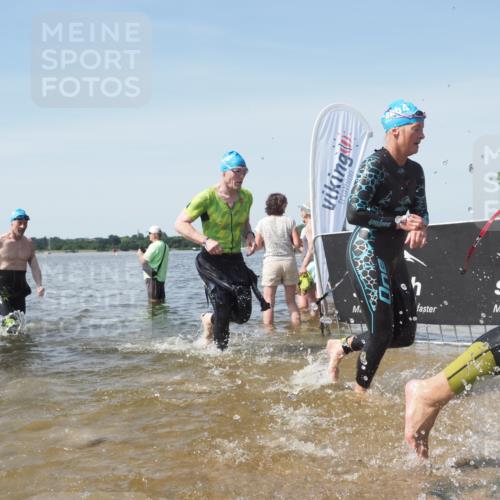 22.06.2025 - Viking Triathlon KatJ http://msf.ph/oto/8115998 22.06.2025 10:43:09 Schwimmen 31, 66, 109, 110, 115, 128, 133, 167, 186, 309, 328, 358, 450, 483, 489 meine-sportfotos.de