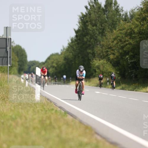22.06.2025 - Viking Triathlon Yannick Fuchs http://msf.ph/oto/8116039 22.06.2025 11:40:42 Radfahren 39, 40, 50, 75, 158, 170, 187, 208, 209, 256, 296, 312, 428, 506, 637 meine-sportfotos.de