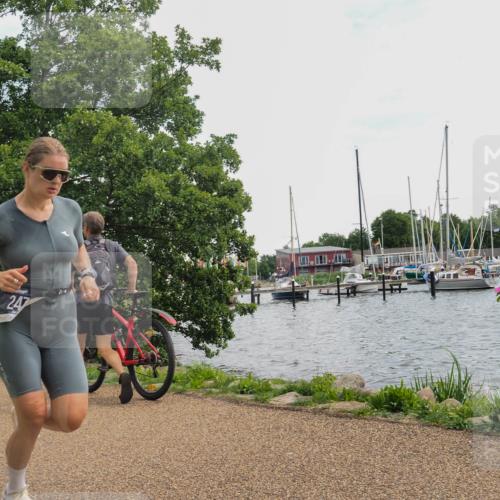 22.06.2025 - Viking Triathlon KatJ http://msf.ph/oto/8116044 22.06.2025 13:25:01 Laufen 247, 337 meine-sportfotos.de