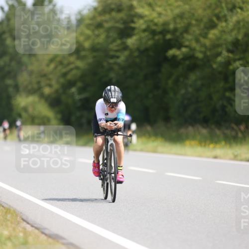 22.06.2025 - Viking Triathlon Yannick Fuchs http://msf.ph/oto/8116050 22.06.2025 11:40:44 Radfahren 39, 40, 50, 75, 158, 170, 187, 208, 209, 256, 296, 312, 316, 428, 503, 506, 557, 637 meine-sportfotos.de