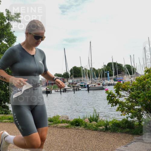 22.06.2025 - Viking Triathlon KatJ http://msf.ph/oto/8116058 22.06.2025 13:25:02 Laufen 247, 337 meine-sportfotos.de