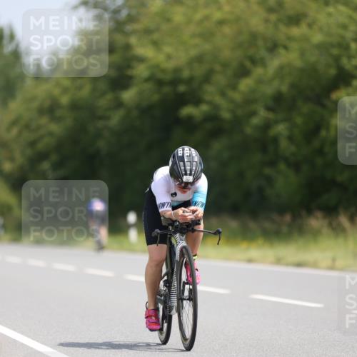 22.06.2025 - Viking Triathlon Yannick Fuchs http://msf.ph/oto/8116073 22.06.2025 11:40:45 Radfahren 39, 40, 50, 75, 158, 170, 187, 208, 209, 256, 296, 312, 316, 428, 503, 506, 557 meine-sportfotos.de