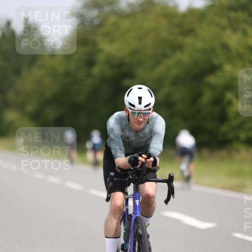 22.06.2025 - Viking Triathlon Yannick Fuchs http://msf.ph/oto/8116163 22.06.2025 12:18:46 Radfahren 434, 624 meine-sportfotos.de