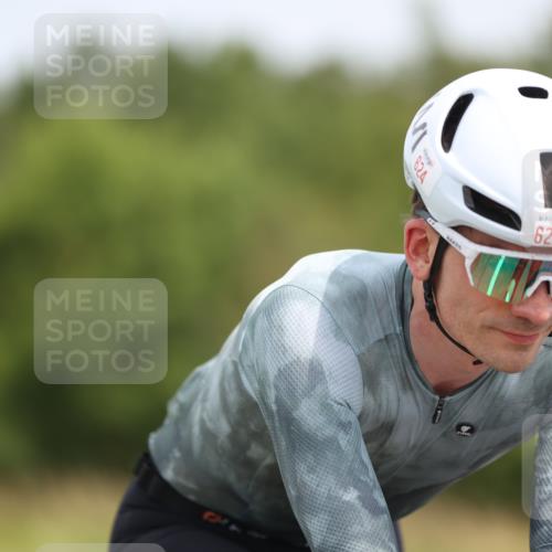 22.06.2025 - Viking Triathlon Yannick Fuchs http://msf.ph/oto/8116186 22.06.2025 12:18:47 Radfahren 434, 624 meine-sportfotos.de