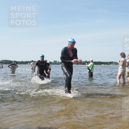 22.06.2025 - Viking Triathlon KatJ http://msf.ph/oto/8116226 22.06.2025 10:43:19 Schwimmen 31, 109, 110, 115, 167, 257, 328, 483, 489, 501 meine-sportfotos.de