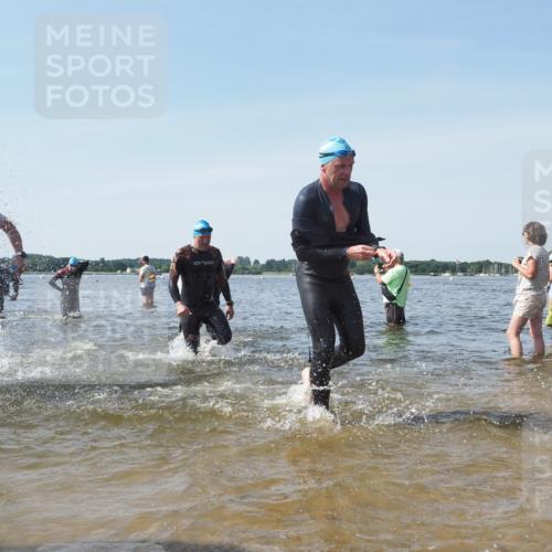 22.06.2025 - Viking Triathlon KatJ http://msf.ph/oto/8116237 22.06.2025 10:43:19 Schwimmen 31, 109, 110, 115, 167, 257, 328, 483, 489, 501 meine-sportfotos.de