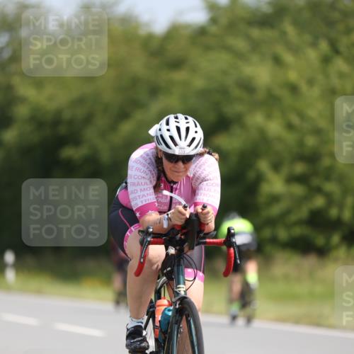 22.06.2025 - Viking Triathlon Yannick Fuchs http://msf.ph/oto/8116246 22.06.2025 11:40:53 Radfahren 39, 40, 158, 209, 316, 428, 503, 507, 536, 557 meine-sportfotos.de