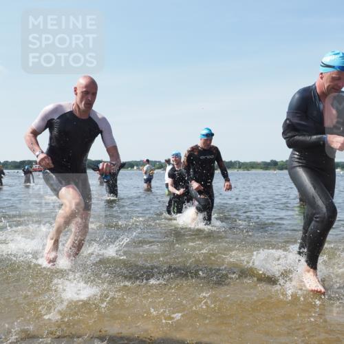 22.06.2025 - Viking Triathlon KatJ http://msf.ph/oto/8116267 22.06.2025 10:43:20 Schwimmen 31, 109, 110, 115, 167, 257, 328, 483, 501 meine-sportfotos.de