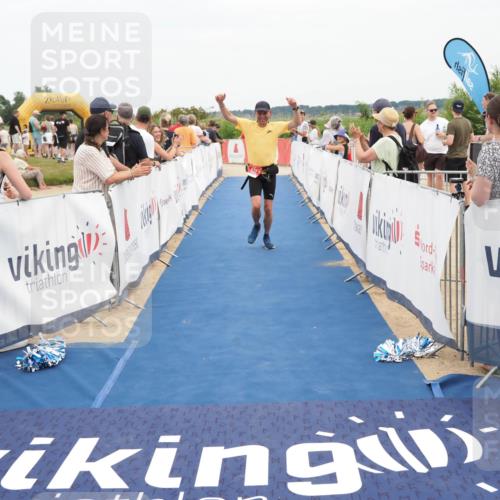 22.06.2025 - Viking Triathlon MichiJ http://msf.ph/oto/8116291 22.06.2025 15:06:36 Ziel  meine-sportfotos.de