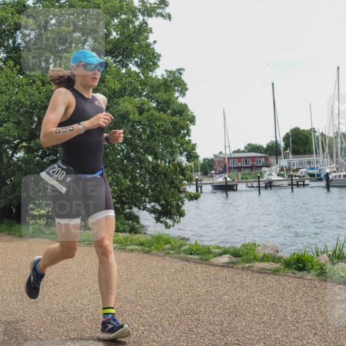 22.06.2025 - Viking Triathlon KatJ http://msf.ph/oto/8116298 22.06.2025 13:25:34 Laufen 200 meine-sportfotos.de