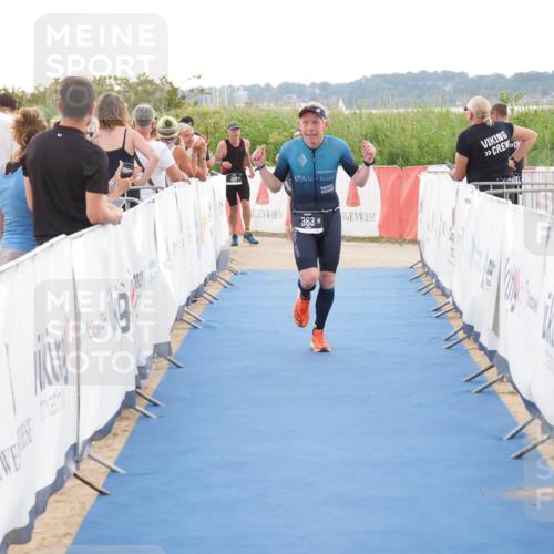 22.06.2025 - Viking Triathlon MichiJ http://msf.ph/oto/8116320 22.06.2025 16:27:20 Ziel 363 meine-sportfotos.de