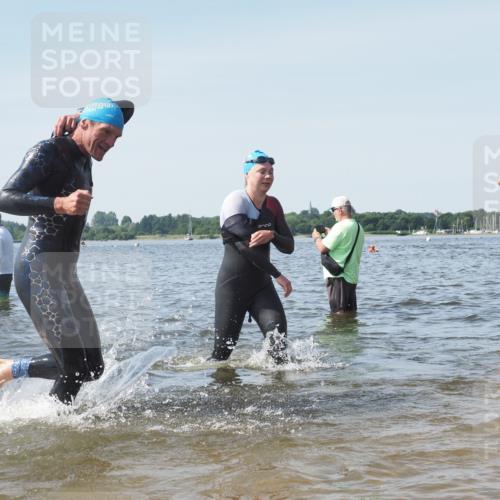 22.06.2025 - Viking Triathlon KatJ http://msf.ph/oto/8116344 22.06.2025 10:43:25 Schwimmen 31, 115, 257, 483, 501, 620 meine-sportfotos.de