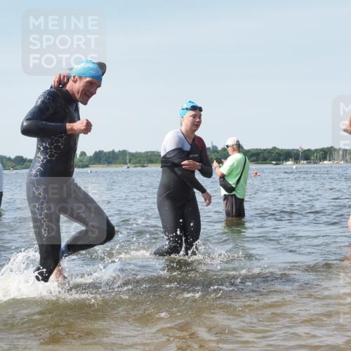 22.06.2025 - Viking Triathlon KatJ http://msf.ph/oto/8116352 22.06.2025 10:43:25 Schwimmen 31, 115, 257, 483, 501, 620 meine-sportfotos.de