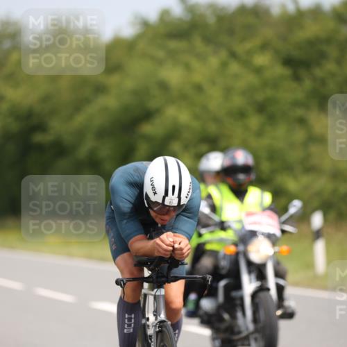 22.06.2025 - Viking Triathlon Yannick Fuchs http://msf.ph/oto/8116353 22.06.2025 12:19:33 Radfahren 81, 148, 196, 309, 457, 462, 620 meine-sportfotos.de