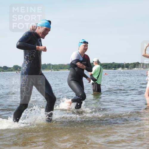 22.06.2025 - Viking Triathlon KatJ http://msf.ph/oto/8116361 22.06.2025 10:43:25 Schwimmen 31, 115, 257, 483, 501, 620 meine-sportfotos.de