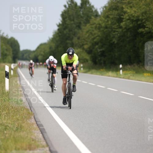 22.06.2025 - Viking Triathlon Yannick Fuchs http://msf.ph/oto/8116367 22.06.2025 12:19:35 Radfahren 81, 148, 196, 309, 457, 462, 620 meine-sportfotos.de