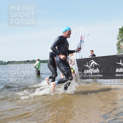 22.06.2025 - Viking Triathlon KatJ http://msf.ph/oto/8116386 22.06.2025 10:43:26 Schwimmen 115, 257, 483, 501, 620 meine-sportfotos.de