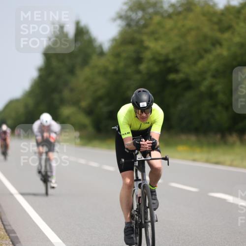 22.06.2025 - Viking Triathlon Yannick Fuchs http://msf.ph/oto/8116388 22.06.2025 12:19:36 Radfahren 81, 148, 196, 309, 457, 462, 620 meine-sportfotos.de
