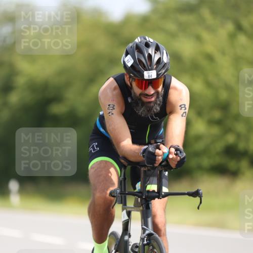 22.06.2025 - Viking Triathlon Yannick Fuchs http://msf.ph/oto/8116416 22.06.2025 11:41:10 Radfahren 84, 100, 101, 430, 517, 532 meine-sportfotos.de