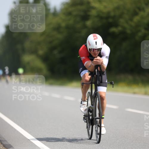 22.06.2025 - Viking Triathlon Yannick Fuchs http://msf.ph/oto/8116418 22.06.2025 11:41:11 Radfahren 42, 84, 100, 101, 430, 517, 532 meine-sportfotos.de