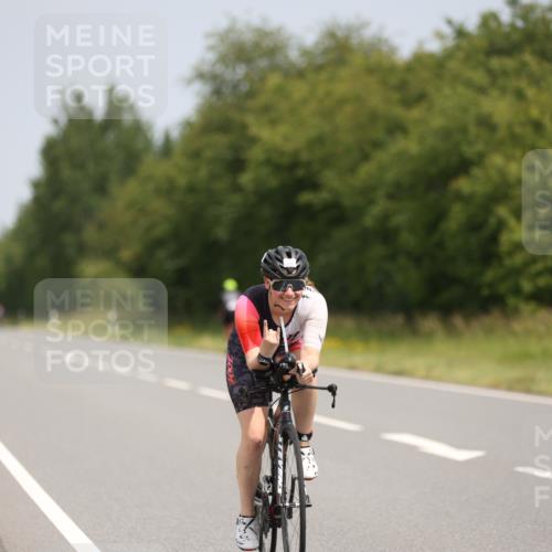 22.06.2025 - Viking Triathlon Yannick Fuchs http://msf.ph/oto/8116493 22.06.2025 12:19:57 Radfahren 146, 320, 498, 614 meine-sportfotos.de