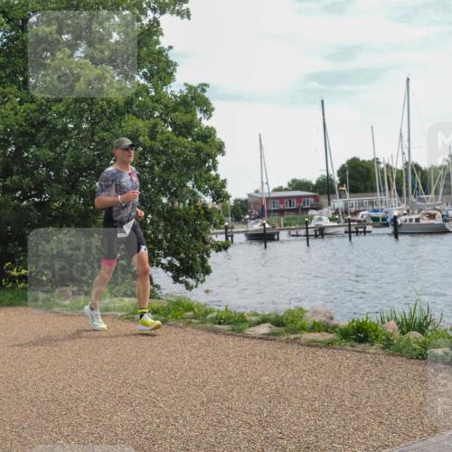 22.06.2025 - Viking Triathlon KatJ http://msf.ph/oto/8116518 22.06.2025 13:25:49 Laufen 91, 500, 609 meine-sportfotos.de
