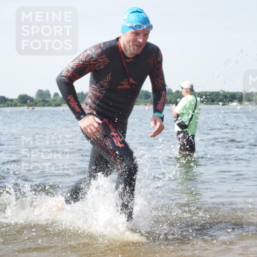 22.06.2025 - Viking Triathlon KatJ http://msf.ph/oto/8116544 22.06.2025 10:43:34 Schwimmen 257, 410, 480, 501, 531, 620 meine-sportfotos.de
