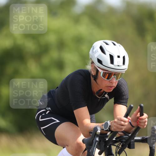 22.06.2025 - Viking Triathlon Yannick Fuchs http://msf.ph/oto/8116549 22.06.2025 11:41:29 Radfahren 1, 47, 60, 70, 233, 285, 303, 304, 387, 452, 455, 620 meine-sportfotos.de