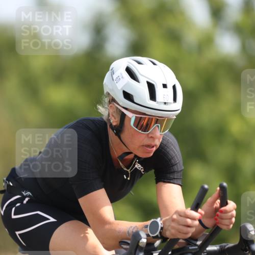 22.06.2025 - Viking Triathlon Yannick Fuchs http://msf.ph/oto/8116556 22.06.2025 11:41:29 Radfahren 1, 47, 60, 70, 233, 285, 303, 304, 387, 452, 455, 620 meine-sportfotos.de