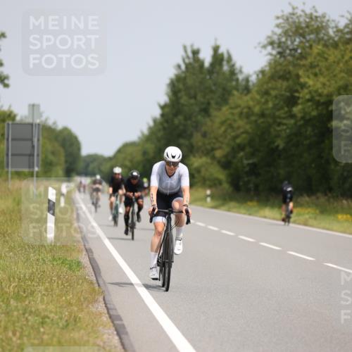 22.06.2025 - Viking Triathlon Yannick Fuchs http://msf.ph/oto/8116568 22.06.2025 12:20:13 Radfahren 83, 115, 238, 356, 438, 479, 611 meine-sportfotos.de