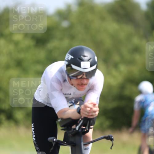 22.06.2025 - Viking Triathlon Yannick Fuchs http://msf.ph/oto/8116589 22.06.2025 11:41:35 Radfahren 1, 47, 70, 285, 303, 304, 387, 452, 455, 620 meine-sportfotos.de