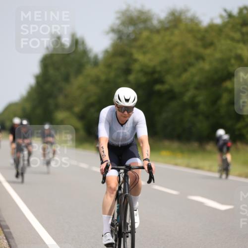 22.06.2025 - Viking Triathlon Yannick Fuchs http://msf.ph/oto/8116599 22.06.2025 12:20:15 Radfahren 83, 115, 238, 356, 479 meine-sportfotos.de