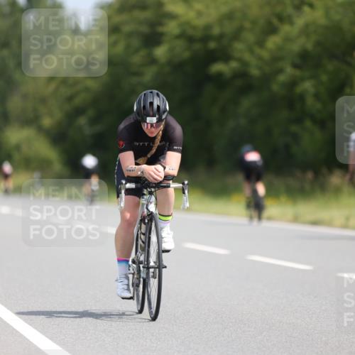 22.06.2025 - Viking Triathlon Yannick Fuchs http://msf.ph/oto/8116625 22.06.2025 11:41:37 Radfahren 1, 47, 285, 303, 304, 317, 387, 452, 455 meine-sportfotos.de