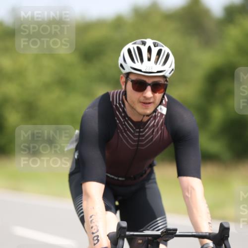 22.06.2025 - Viking Triathlon Yannick Fuchs http://msf.ph/oto/8116678 22.06.2025 12:20:20 Radfahren 66, 83, 238, 356, 479 meine-sportfotos.de
