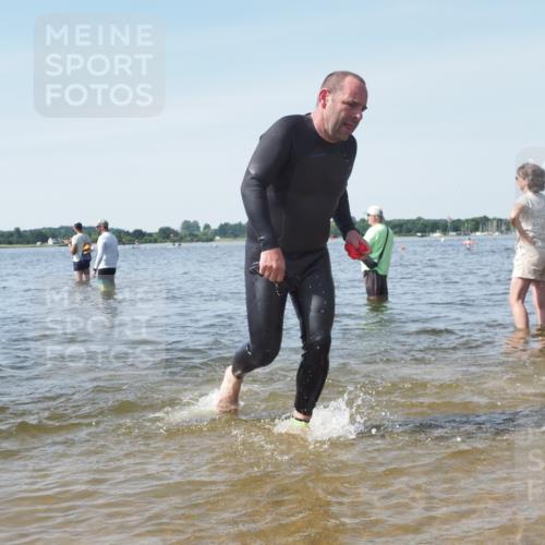 22.06.2025 - Viking Triathlon KatJ http://msf.ph/oto/8116679 22.06.2025 10:43:38 Schwimmen 410, 480, 501, 531, 620 meine-sportfotos.de