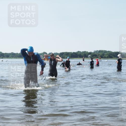 22.06.2025 - Viking Triathlon KatJ http://msf.ph/oto/8116706 22.06.2025 10:43:43 Schwimmen 362, 410, 480, 531 meine-sportfotos.de