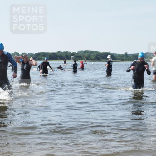 22.06.2025 - Viking Triathlon KatJ http://msf.ph/oto/8116716 22.06.2025 10:43:43 Schwimmen 362, 410, 480, 531 meine-sportfotos.de