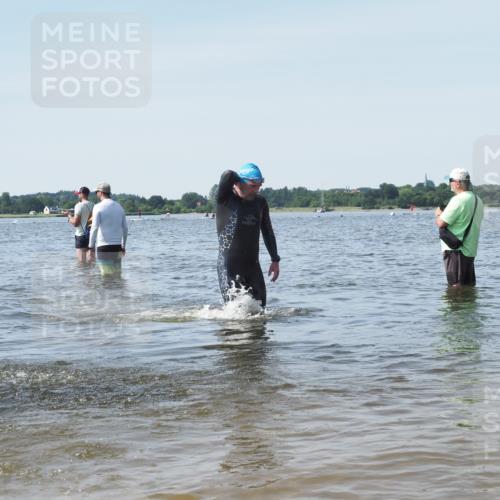 22.06.2025 - Viking Triathlon KatJ http://msf.ph/oto/8116739 22.06.2025 10:43:46 Schwimmen 362, 410, 480, 531 meine-sportfotos.de