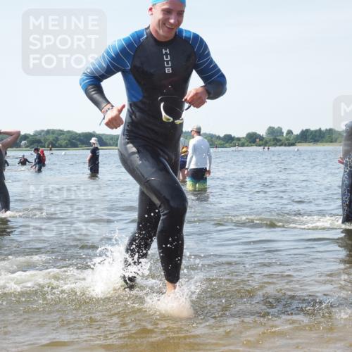22.06.2025 - Viking Triathlon KatJ http://msf.ph/oto/8116768 22.06.2025 10:43:47 Schwimmen 362, 410, 480, 531 meine-sportfotos.de