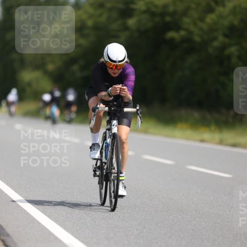 22.06.2025 - Viking Triathlon Yannick Fuchs http://msf.ph/oto/8116781 22.06.2025 11:41:47 Radfahren 232, 300, 317, 323, 385, 412 meine-sportfotos.de