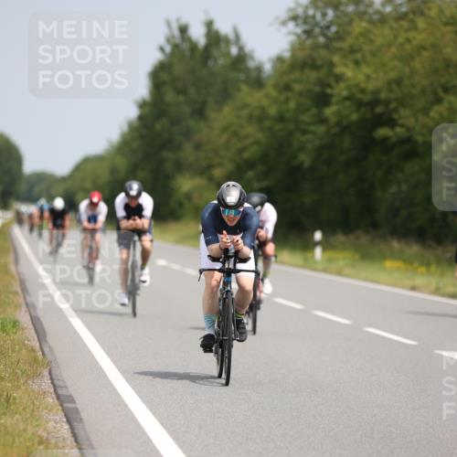 22.06.2025 - Viking Triathlon Yannick Fuchs http://msf.ph/oto/8116782 22.06.2025 12:20:35 Radfahren 40, 108, 209, 217, 230, 283, 290, 369, 436, 448, 499, 519, 536, 546 meine-sportfotos.de