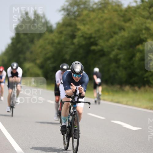 22.06.2025 - Viking Triathlon Yannick Fuchs http://msf.ph/oto/8116794 22.06.2025 12:20:36 Radfahren 40, 108, 209, 217, 230, 283, 290, 369, 388, 436, 448, 499, 519, 546 meine-sportfotos.de