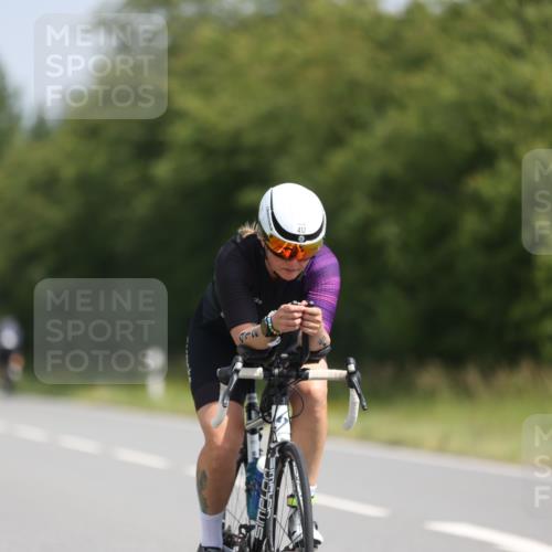 22.06.2025 - Viking Triathlon Yannick Fuchs http://msf.ph/oto/8116796 22.06.2025 11:41:48 Radfahren 232, 300, 317, 323, 385, 412 meine-sportfotos.de