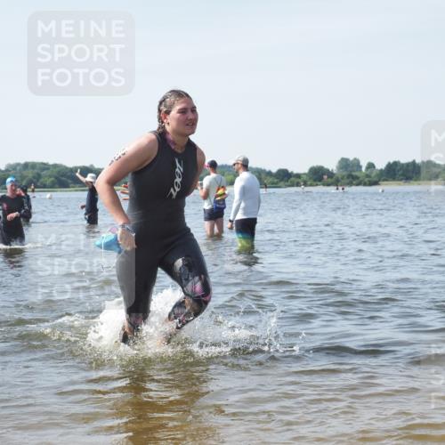 22.06.2025 - Viking Triathlon KatJ http://msf.ph/oto/8116853 22.06.2025 10:43:51 Schwimmen 41, 249, 362, 410, 531 meine-sportfotos.de